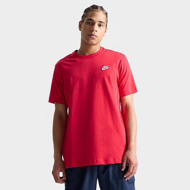 Nike Sportswear Club T-Shirt (Medium)