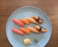 Minami Sushi and Poke (1216 South St)