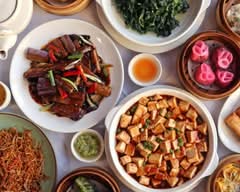 Shang Hai Restaurant (5161 S John Young Pkwy)