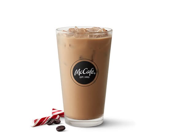 Medium Iced Peppermint Latte