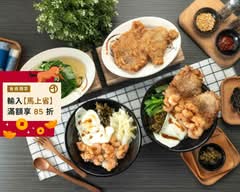 基隆崁仔頂排骨蝦仁飯