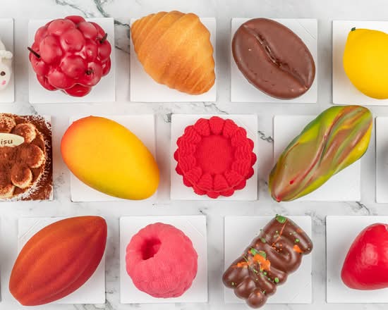 Asters Pâtisserie (181 Bay st)