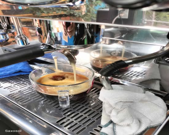 FLAQUITA CAFÉ "THE DARK SIDE OF THE COFFEE" (Mexico City)