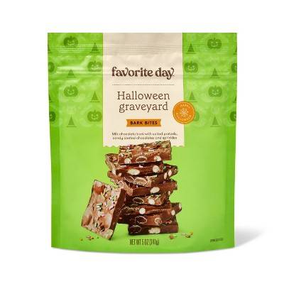 Favorite Day Halloween Graveyard Bark Bites (5 oz)