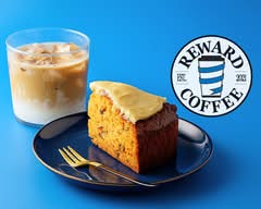【自家製キャロットケーキ】REWARD COFFEE 茅場町店