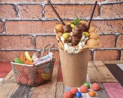 Bubble waffle 😋sucré Kinder Bueno white🍫