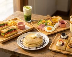 Inuyama 975 cafe ホットサンド トースト おしゃれカフェ デザート　Inuyama 975 cafe　hottosando to-suto osharekafwe deza-to