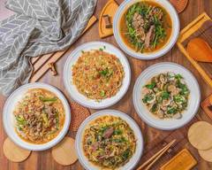 阿舍炒飯炒麵