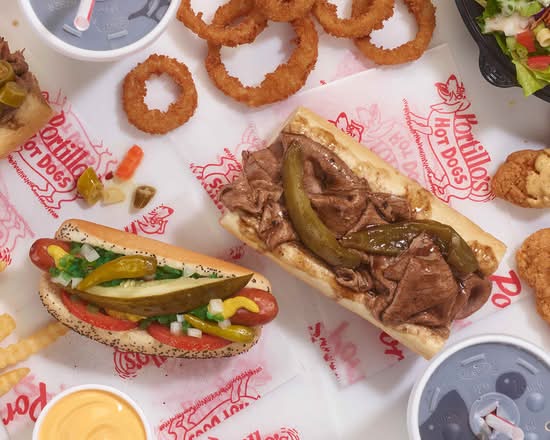 Portillo’s Hot Dogs (12251 Elm Creek Blvd N)