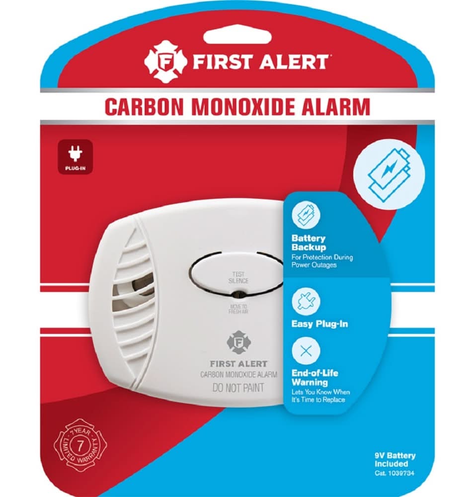 First Alert Plug-in Carbon Monoxide Detector