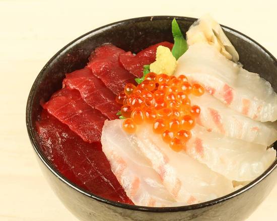 まぐろと鯛 海から届いた2色丼