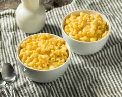 Gooey Mac N cheez (2627 W Jefferson Blvd Ste 217 )