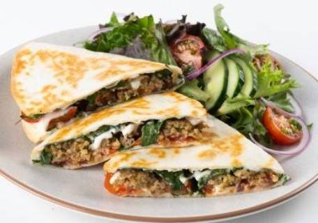 Falafel, Spinach & Tomato Flat Grill