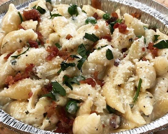 Shells Alfredo with Chicken