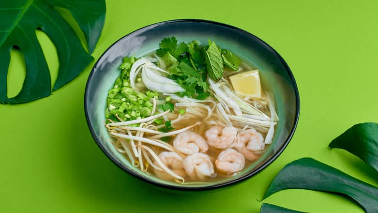Pho z krewetkami