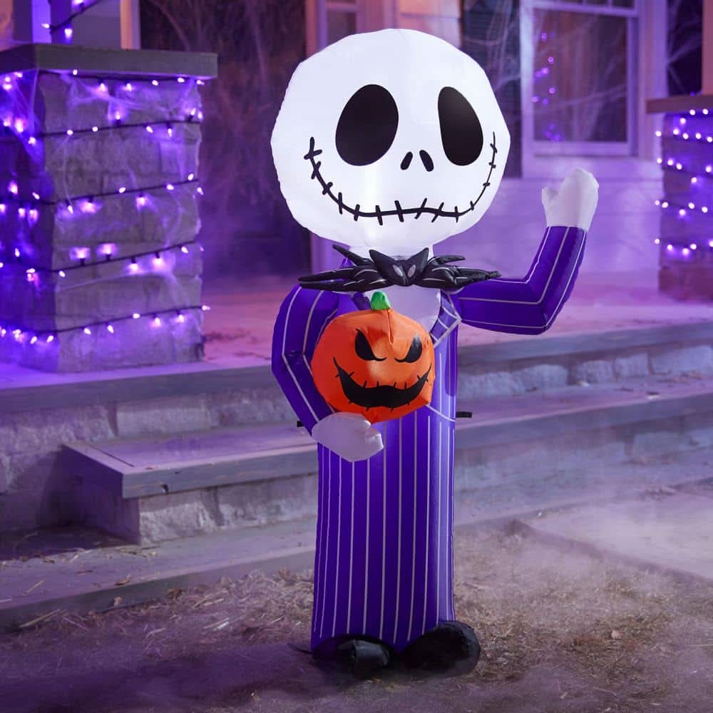 3.5 Ft Eld Jack Skellington With Pumpkin Inflatable Airblown® I4