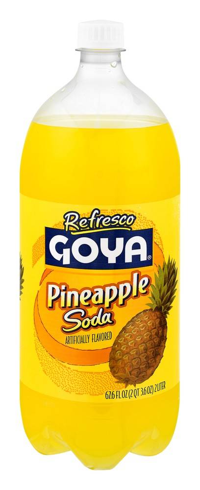 Goya Soda (67.6 fl oz) (pineapple)