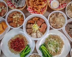 Kwan Kee Bamboo Noodle (9390 Woodbine Avenue)