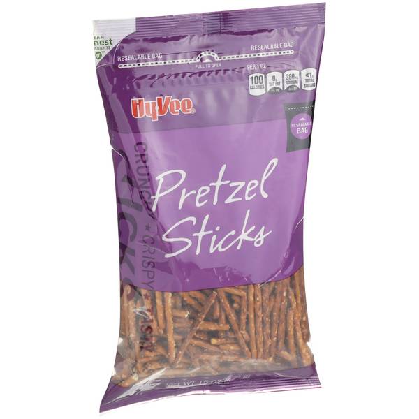 Hy-Vee Pretzel Sticks (15 oz)