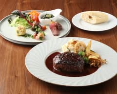 Bistro So