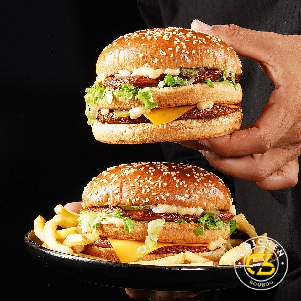 Menu Family Burger (2 CHEESES +2 CHICKEN+4Tenders)