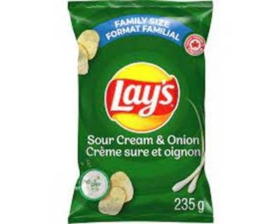 Lay's Potato Chips Sour Cream & Onion - 235g