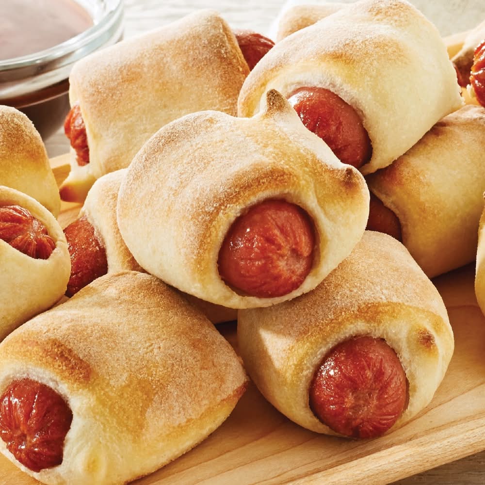 M&M Food Market Mini Franks in Pastry (279 g, 15 ct)