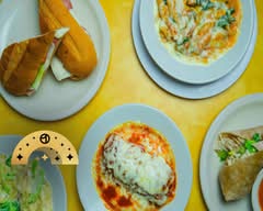 Pastas y Pollo