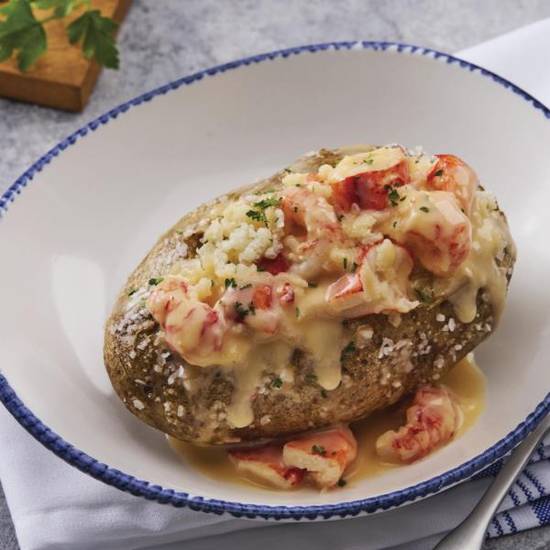 Creamy Lobster Baked Potato