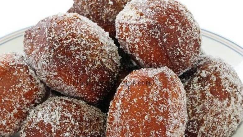 Malasadas 10 pcs. - 1/2 Sugar & 1/2 Cinnamon Sugar