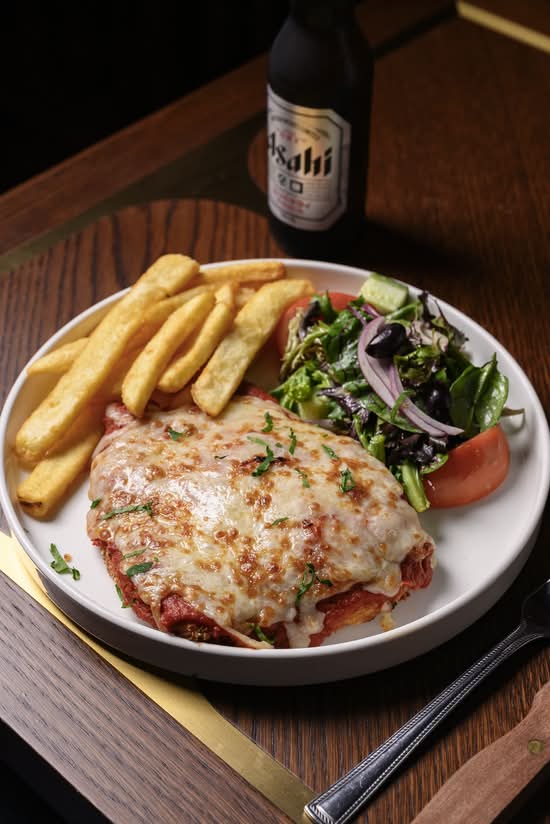 Chicken Parmigiana 