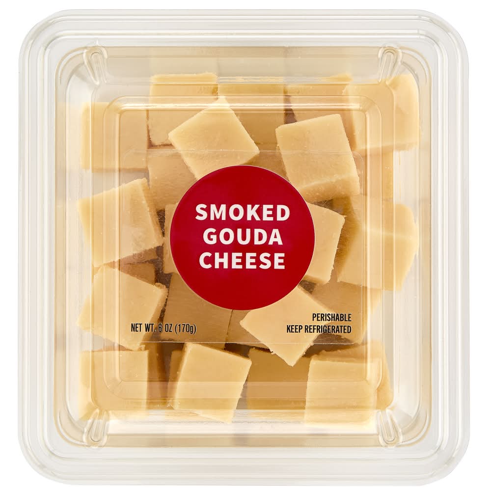Upper Cut Smoked Gouda Cheese Cubes (6 oz)