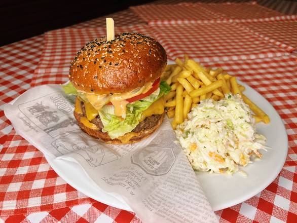 Classic American Cheeseburger