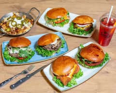 Lenok's Burger Hbf (L15 12-13)