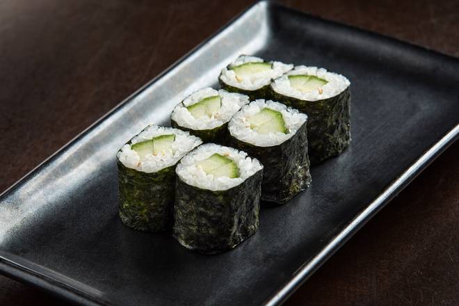 CUCUMBER ROLL