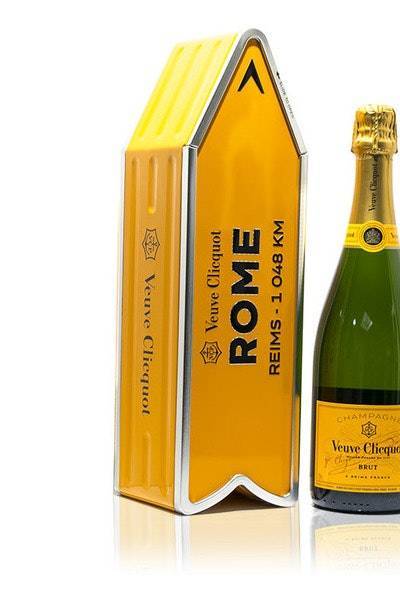 Rome Veuve Brut Yellow Label (750ml bottle) | Delivery Near You