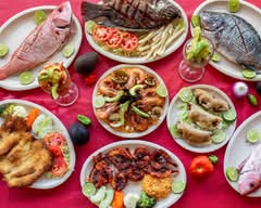 Los Pescaditos