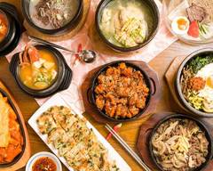 韓国家庭料理・キ�ムナム Hand-made Korean Dinning Restrant /KIMUNAMU