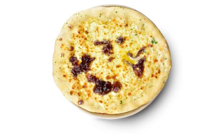Mozzarella & caramelised onion garlic bread