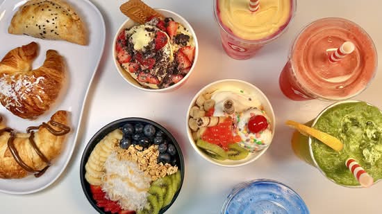 Andias Frozen Yogurt Plantation