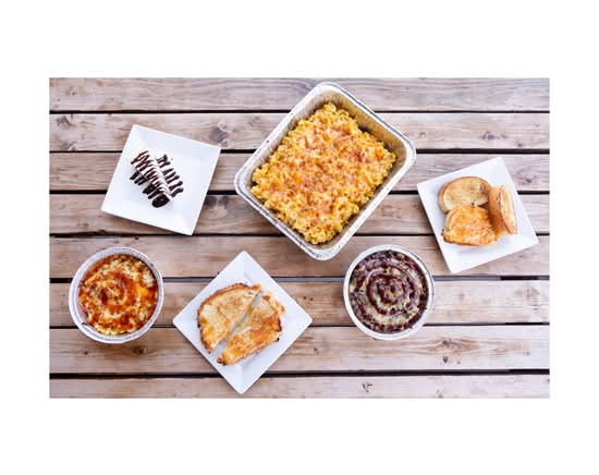 Roni's Mac Bar - South Waco (2424 Creekview Drive)