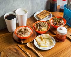 賀佳早午餐 滷肉飯 炒麵 肉羹