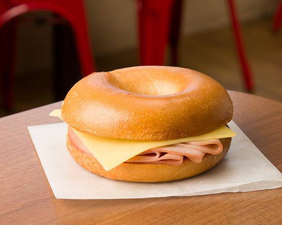 Ham and Cheese Bagel