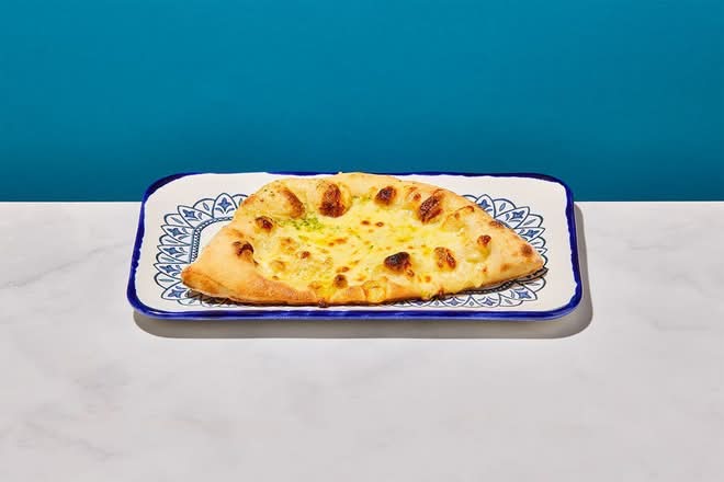Garlic Bread with Mozzarella