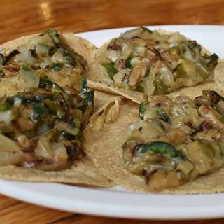 Alambre vegetariano con queso