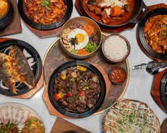 Onkee Korean Grill House (1000 Auahi St, Unit 220)