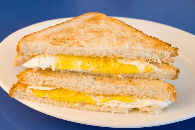 Order Egg Sandwich Sand food online from Bob And Edith'S Diner store, Alexandria on bringmethat.com
