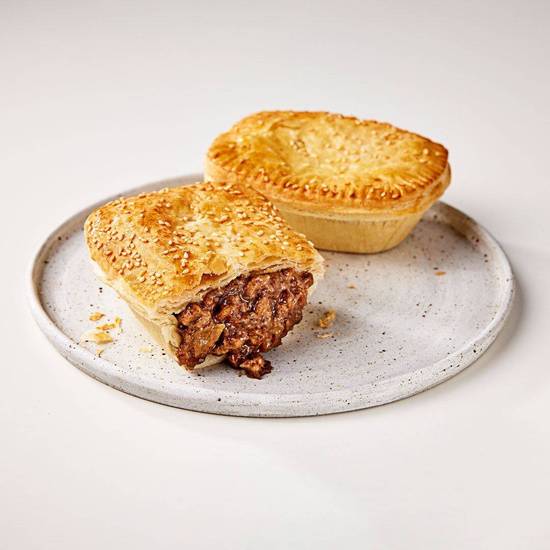 Steak & Onion Pie