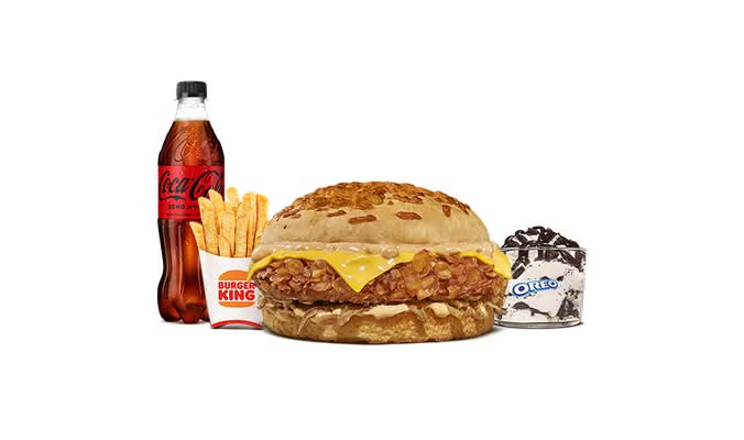 Stacker Ovo Crispy Menu + King Fusion™
