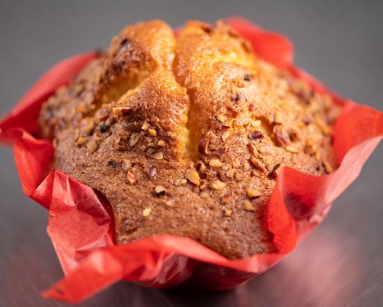 Big Muffin with Nuts